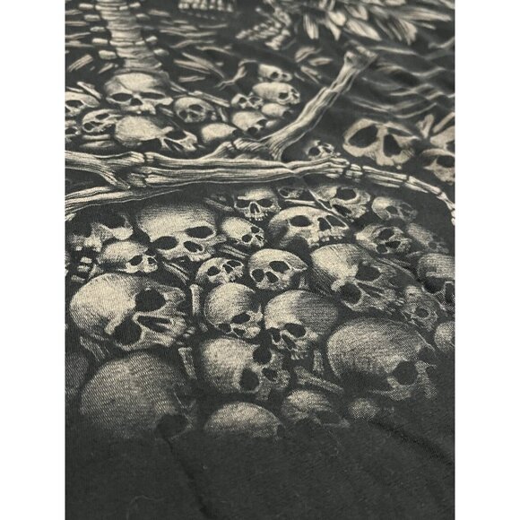 Liquid Blue Flying Skulls 2008 Mens XL Black Skull Guitar Skeleton Y2k Metal - Picture 3 of 9